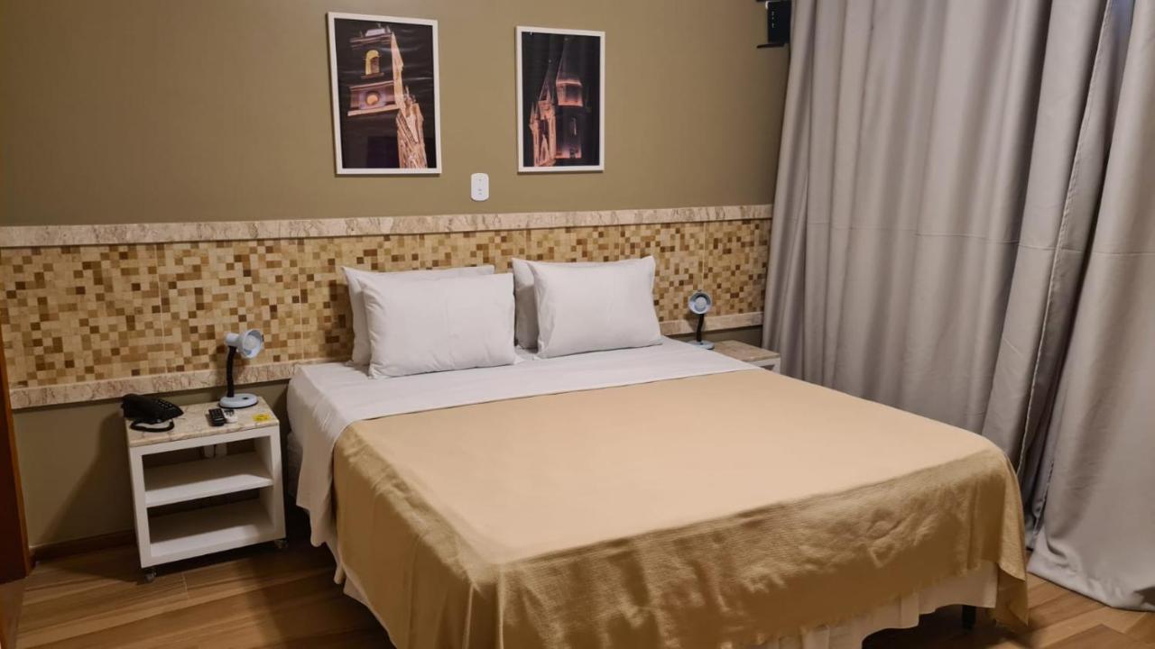 Hotel Sao Francisco เปเนโด ภายนอก รูปภาพ