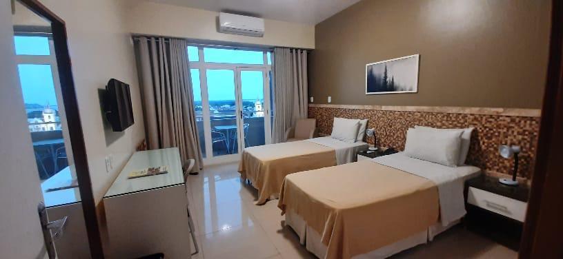 Hotel Sao Francisco เปเนโด ภายนอก รูปภาพ