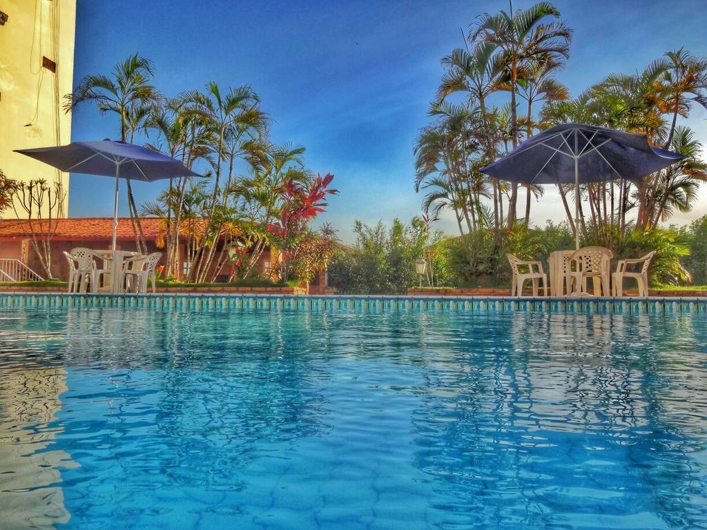 Hotel Sao Francisco เปเนโด ภายนอก รูปภาพ