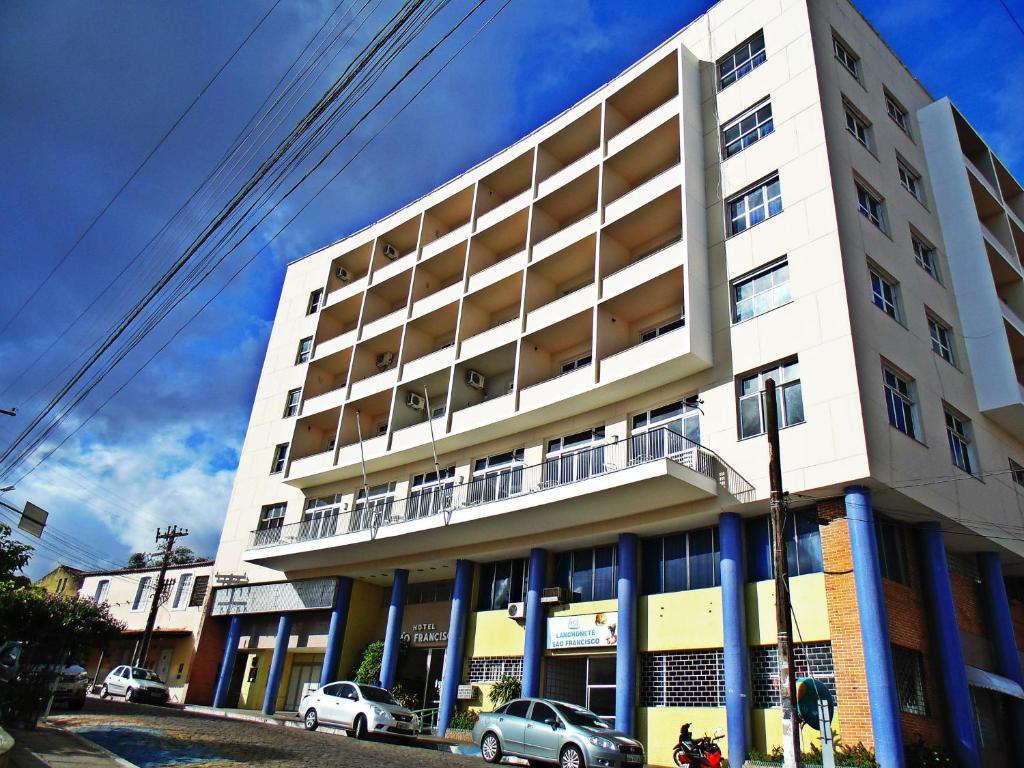 Hotel Sao Francisco เปเนโด ภายนอก รูปภาพ